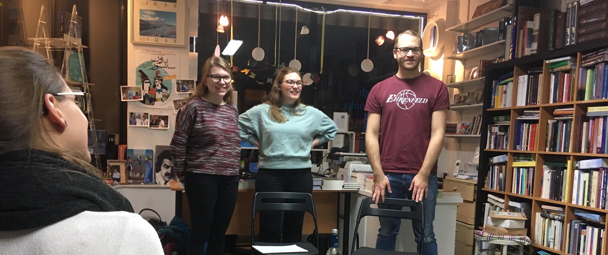 Johanna Kasischke (Mayersche Buchhandlung), Lynne Forster (Buchhandlung einzigundartig), Kanut Kirches (Städtegruppenleitung JVM Köln-Bonn) © Anna Redisiu