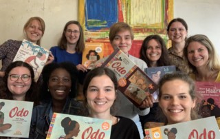 Die Städtegruppe Hamburg zu Besuch bei Dayan Kodua vom Gratitude Verlag